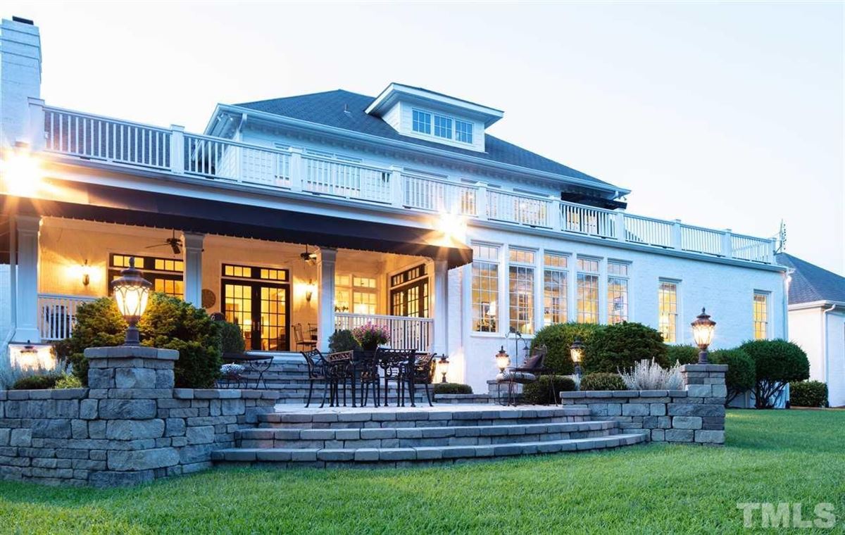 SOOTHING VIEWS OF HOLT LAKE North Carolina Luxury Homes Mansions