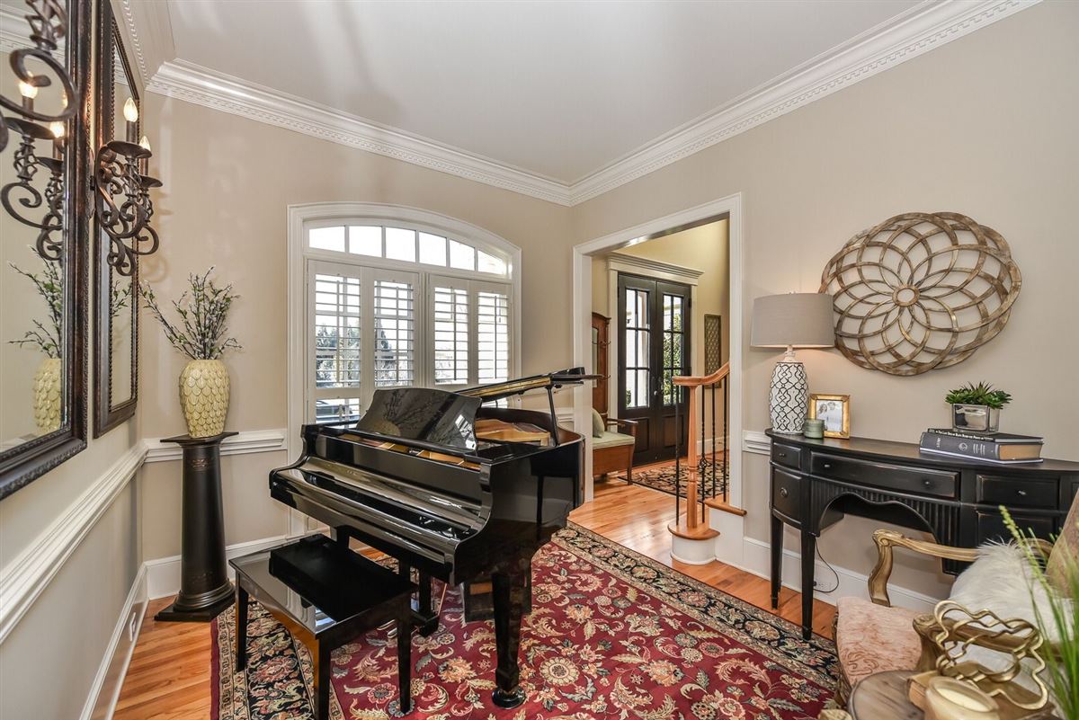 RESORT LIFESTYLE IN BALLANTYNE COUNTRY CLUB North Carolina Luxury