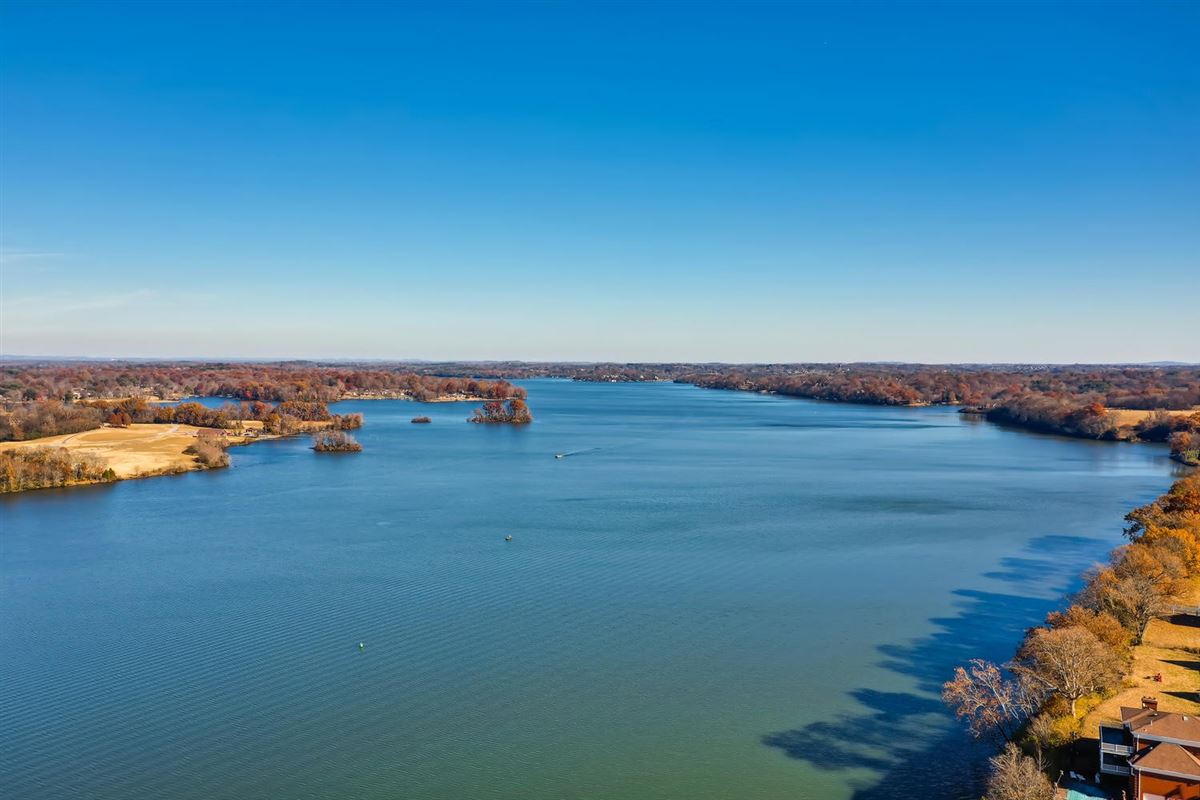 EXECUTIVE HOME IN GATED COMMUNITY WITH STUNNING VIEWS OF OLD HICKORY