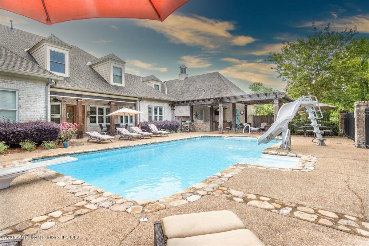  Mississippi Luxury Homes Mansions For Sale Luxury Portfolio