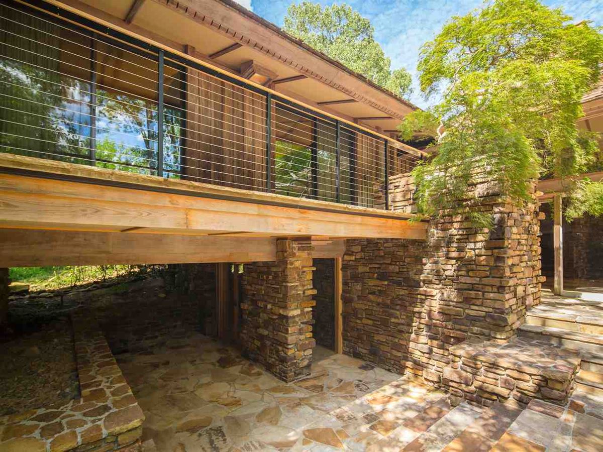 ORGANIC MIDCENTURY MODERN HOME IN MEMPHIS Tennessee Luxury Homes Mansions For Sale Luxury