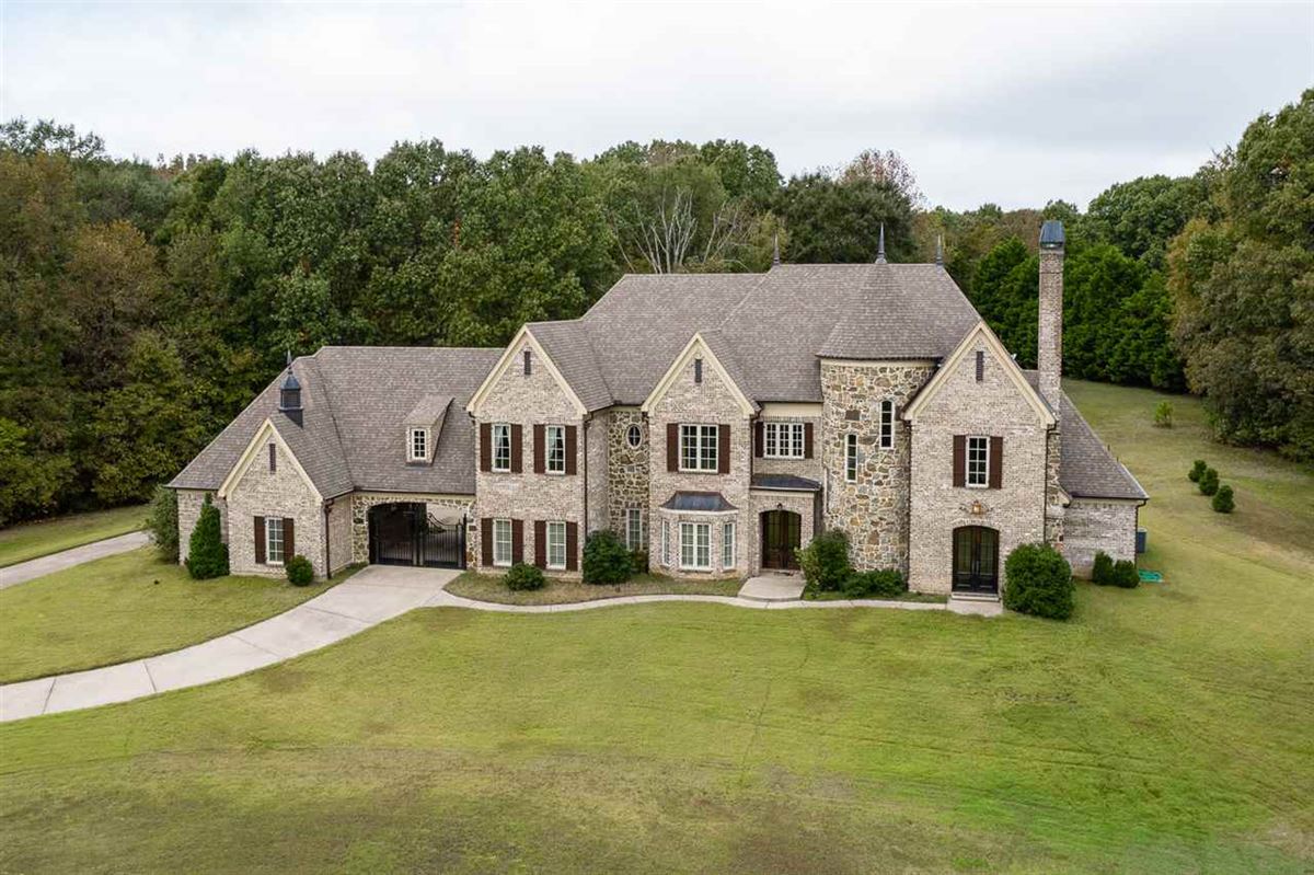 MAJESTIC HOME IN ARLINGTON Tennessee Luxury Homes Mansions For Sale Luxury Portfolio