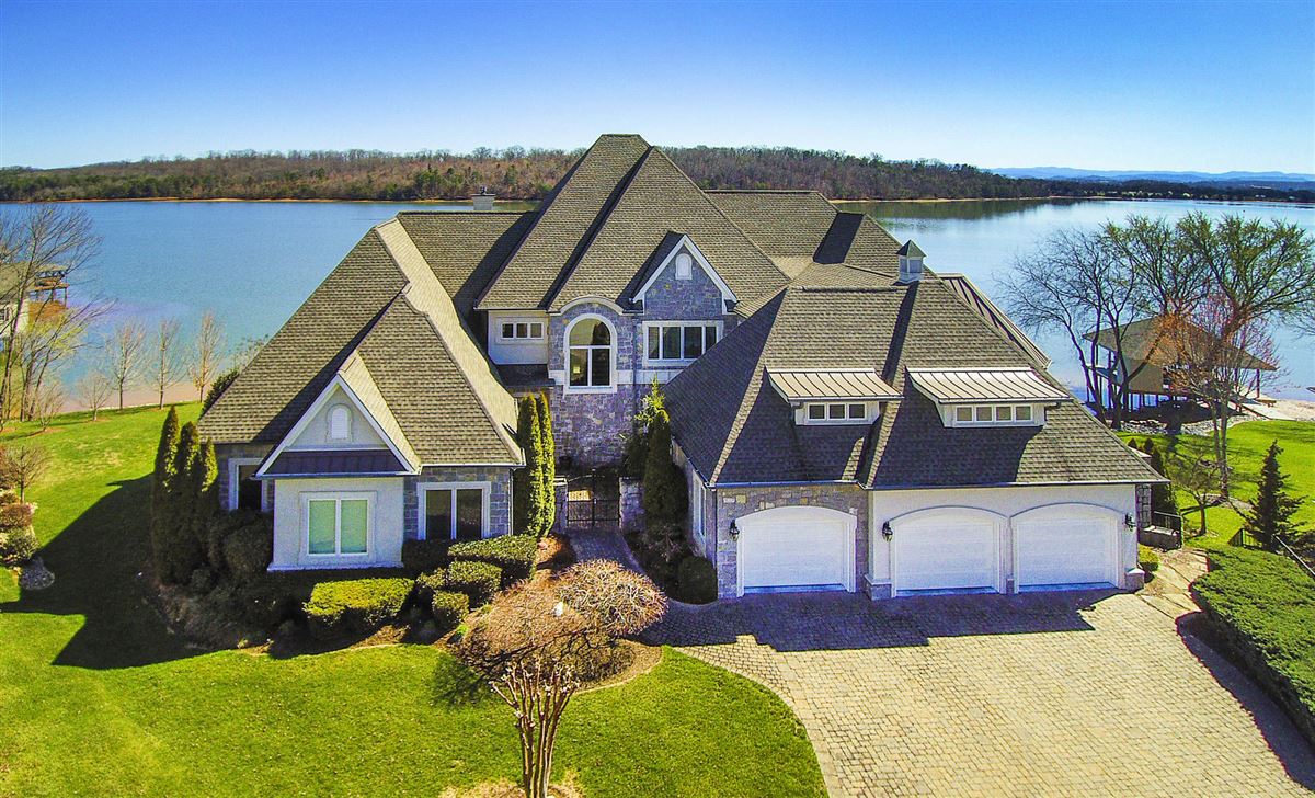 PANORAMIC LAKE AND MOUNTAIN VIEWS Tennessee Luxury Homes Mansions