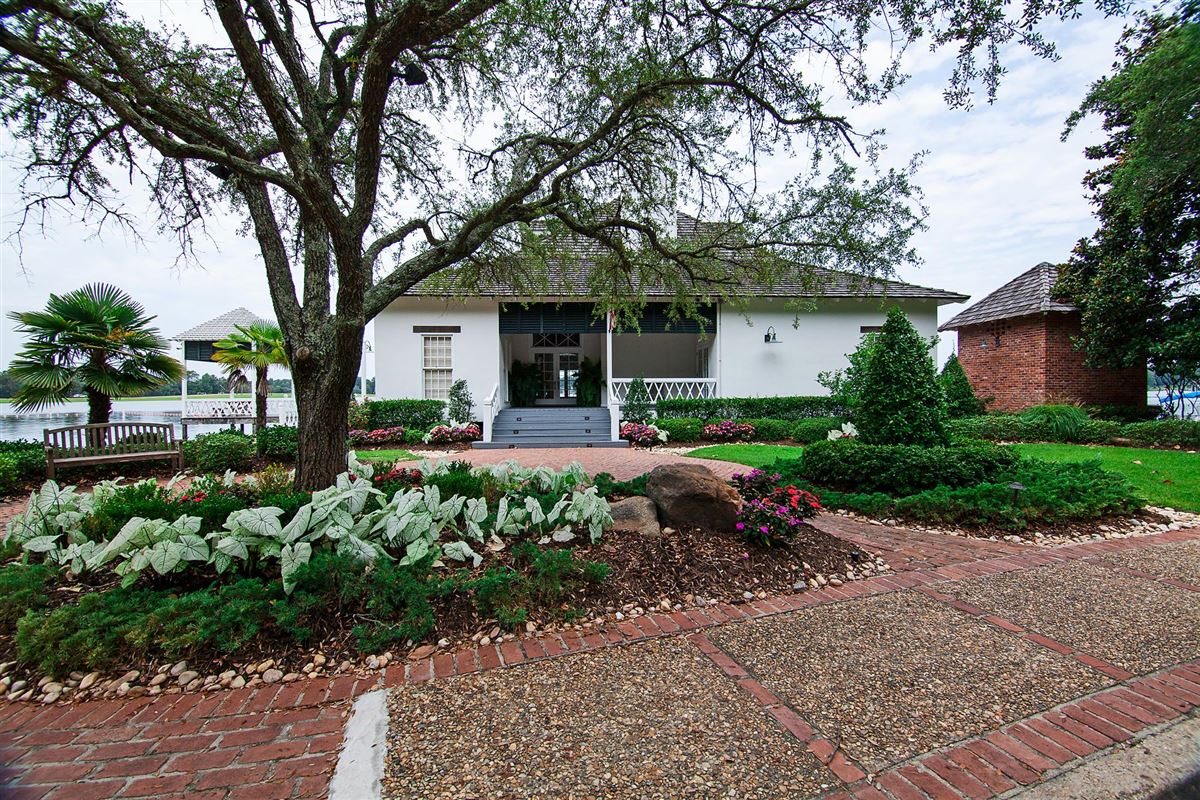 INSPIRED LIVING IN CANEBRAKE Mississippi Luxury Homes Mansions For