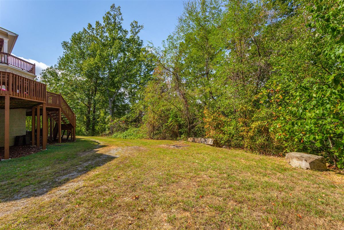 COUNTRY ESTATE ON NEARLY 50 ACRES OF SECLUDED FOREST LAND