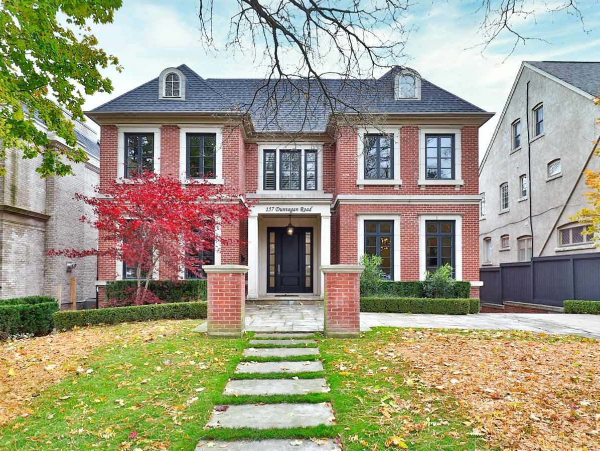 RED BRICK IN FOREST HILL VILLAGE Ontario Luxury Homes