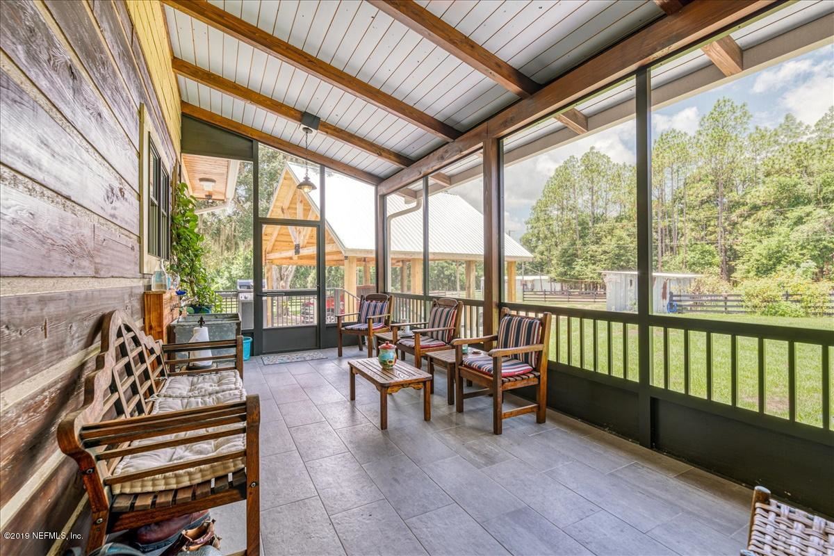 Luxury homes in 占地近20英亩的豪华定制住宅