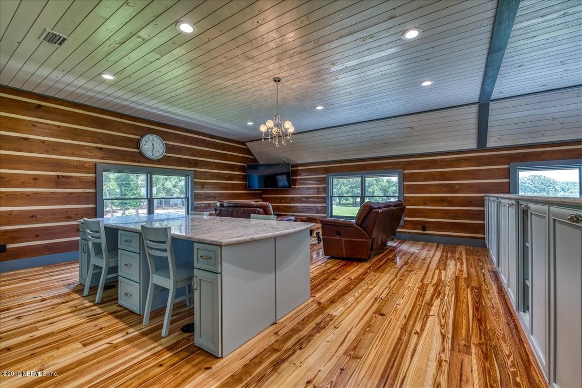 Luxury real estate 占地近20英亩的豪华定制住宅