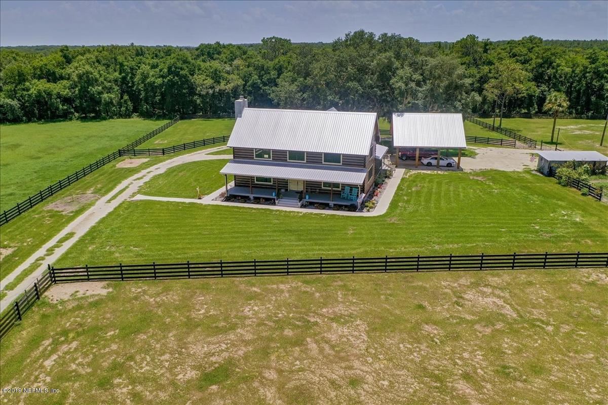 Luxury homes in 占地近20英亩的豪华定制住宅