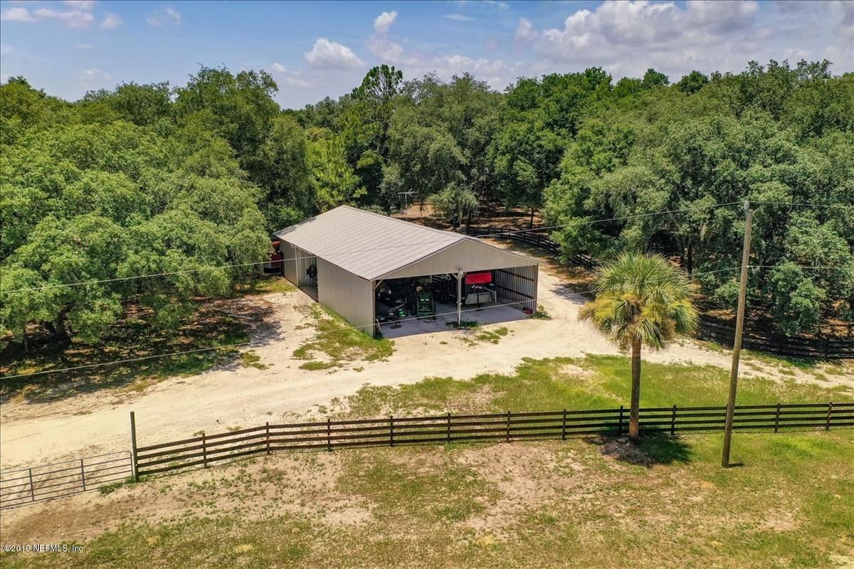 占地近20英亩的豪华定制住宅 mansions