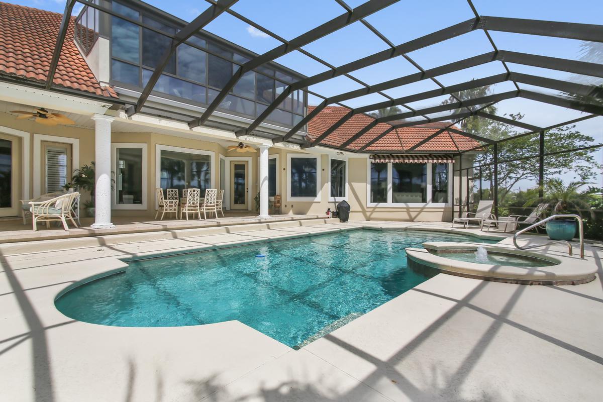 FABULOUS EXECUTIVE HOME IN JACKSONVILLE BEACH Florida Luxury Homes