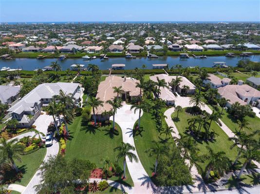 LANSING ISLAND GRAND CANAL ESTATE | Florida Luxury Homes | Mansions For ...