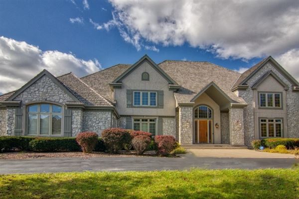 | Wisconsin Luxury Homes | Mansions For Sale | Luxury Portfolio