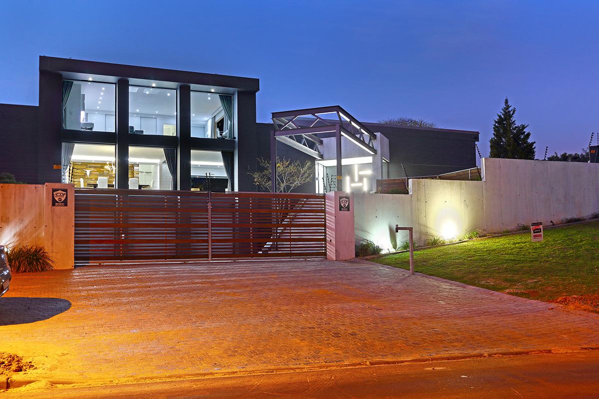 3 BEDROOM HOUSE FOR SALE IN SONSTRAAL, DURBANVILLE | South Africa Luxury Homes | Mansions For ...