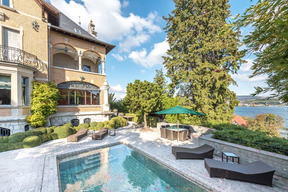 FANTASTIC ART NOUVEAU VILLA IN ZURICH WOLLISHOFEN Switzerland Luxury