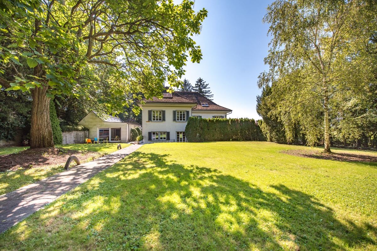 MAGNIFICENT CITY MANSION ON THE ZURICHBERG Switzerland Luxury Homes