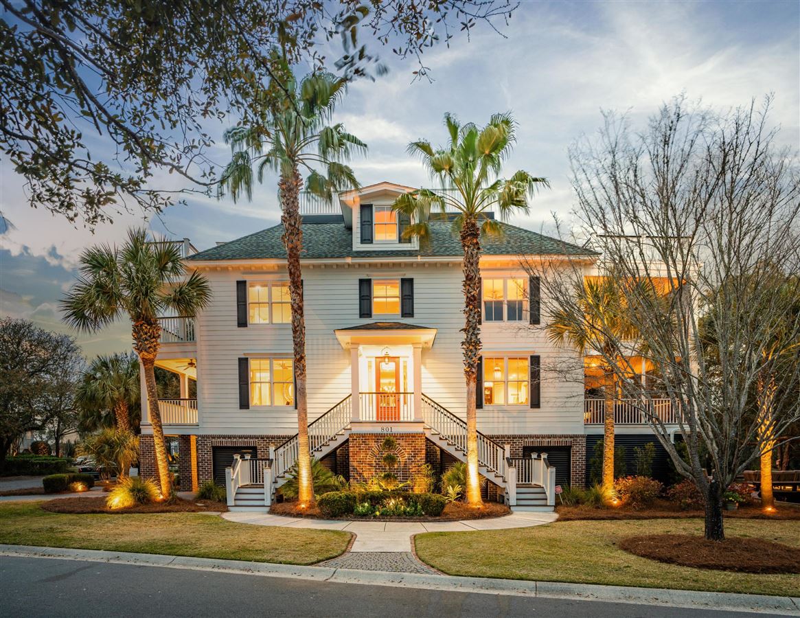 MARSH FRONT HOME WITH BEAUTIFUL VISTAS South Carolina Luxury Homes