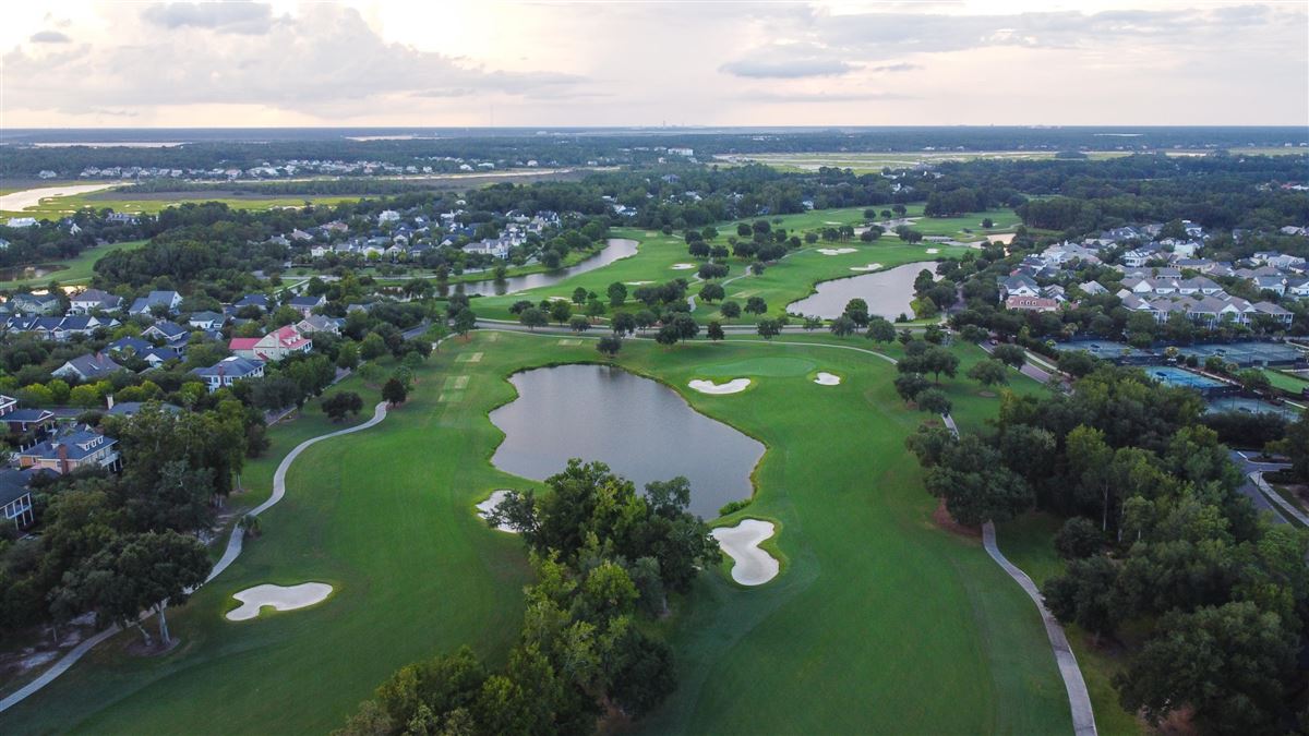DANIEL ISLAND DEEP WATER ELEGANCE South Carolina Luxury Homes