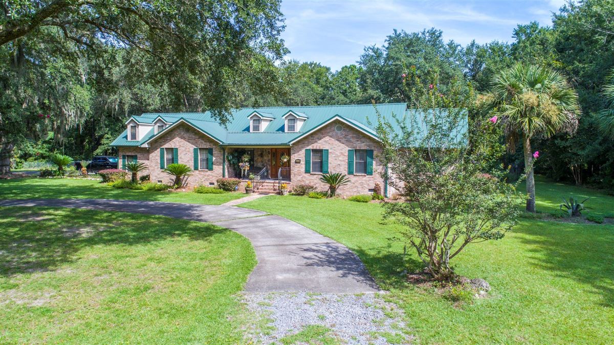 homes for sale in south carolina with 5 acres