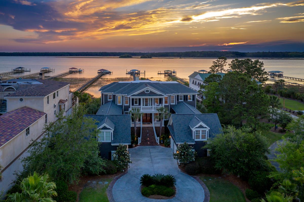LUXURY WATERFRONT RETREAT South Carolina Luxury Homes Mansions For