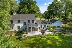 Luxury homes in 令人赞叹的马术 