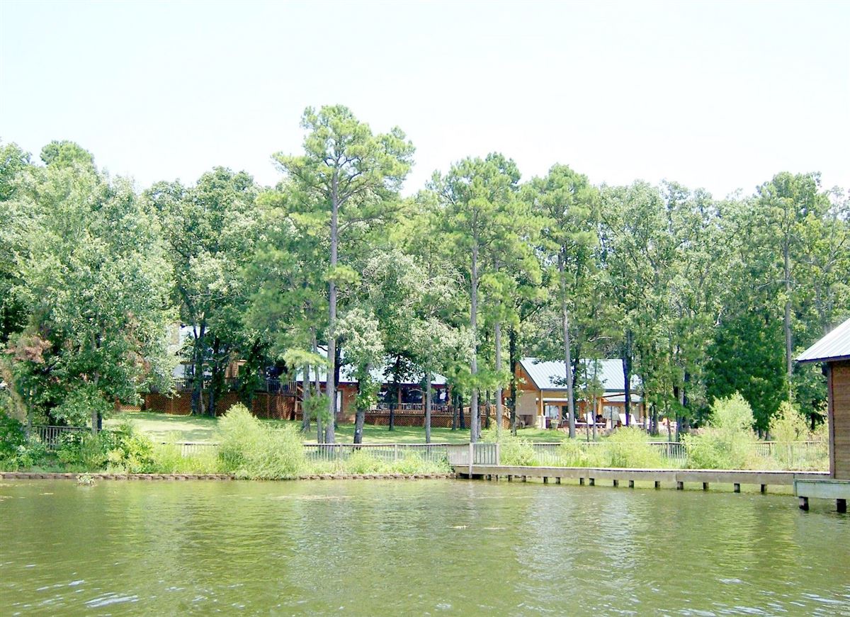 GATED EAST TEXAS LAKE HOUSE Texas Luxury Homes Mansions For Sale