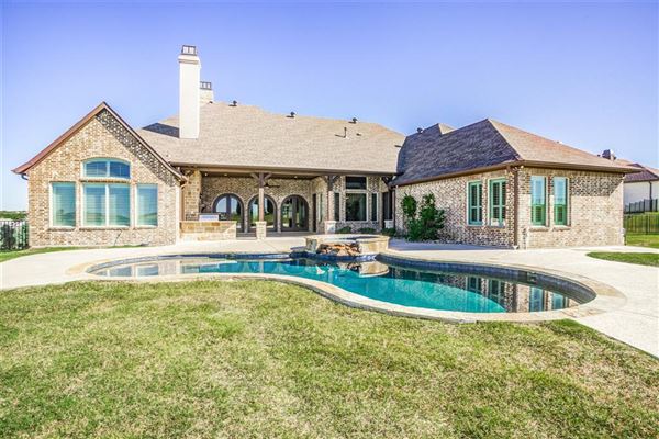 1 STORY CHARMER IN HEATH, TEXAS | Texas Luxury Homes | Mansions For ...