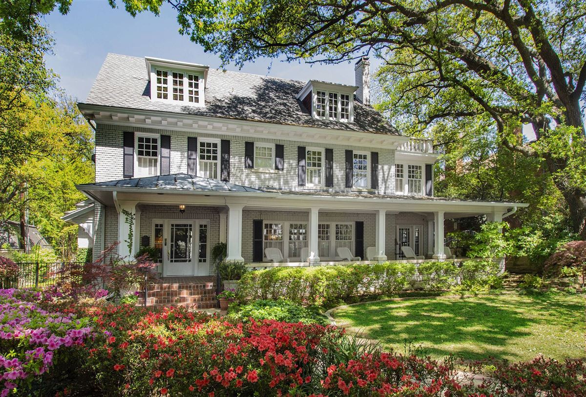 THREE STORY 1915 LANDMARK HOME Texas Luxury Homes Mansions For Sale
