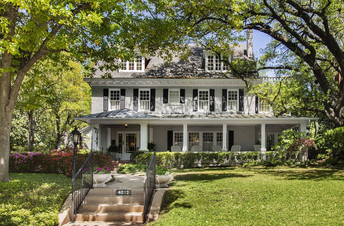 THREE STORY 1915 LANDMARK HOME Texas Luxury Homes Mansions For Sale