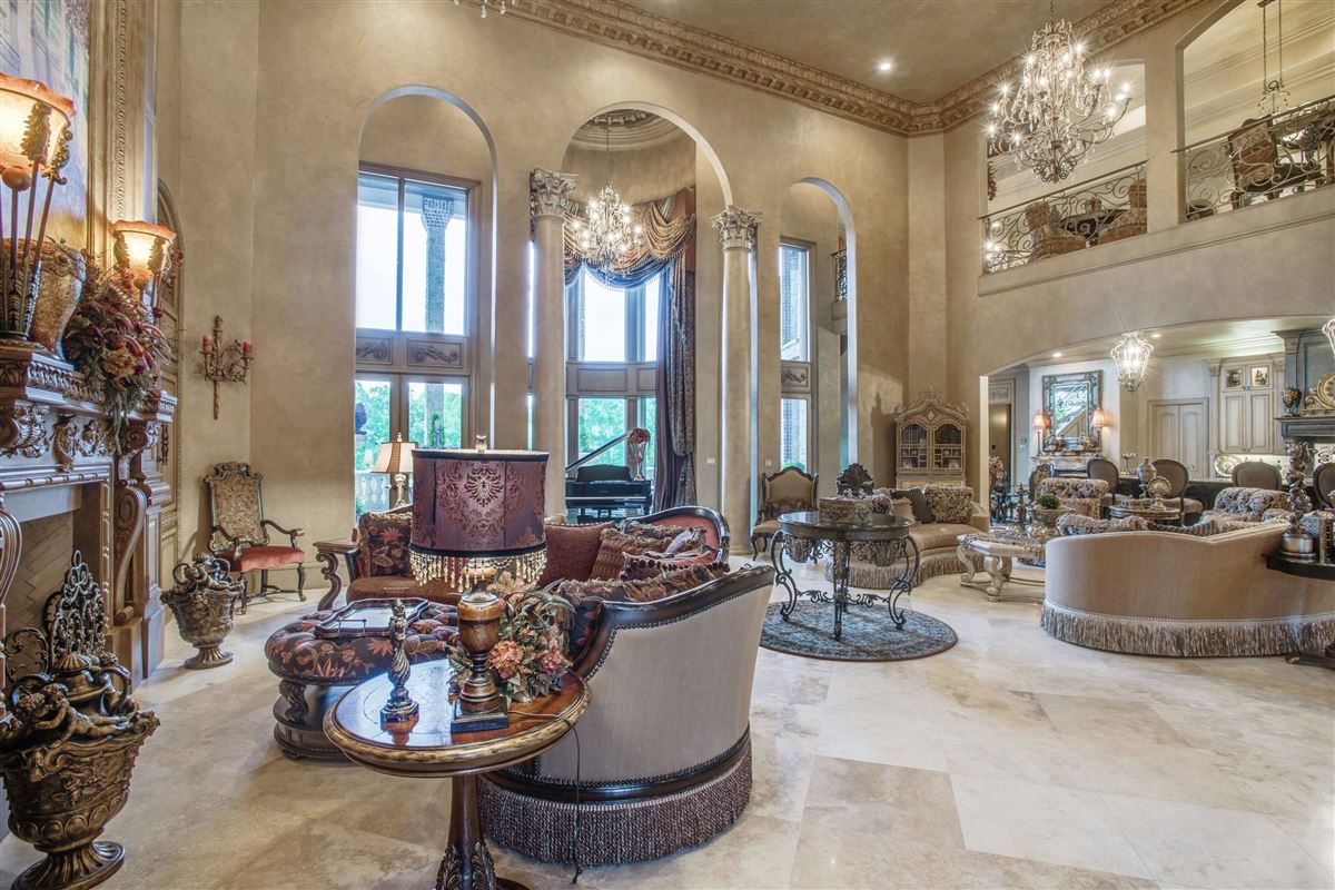 ELEGANT ESTATE IN GATED STARWOOD Texas Luxury Homes Mansions For Sale Luxury Portfolio