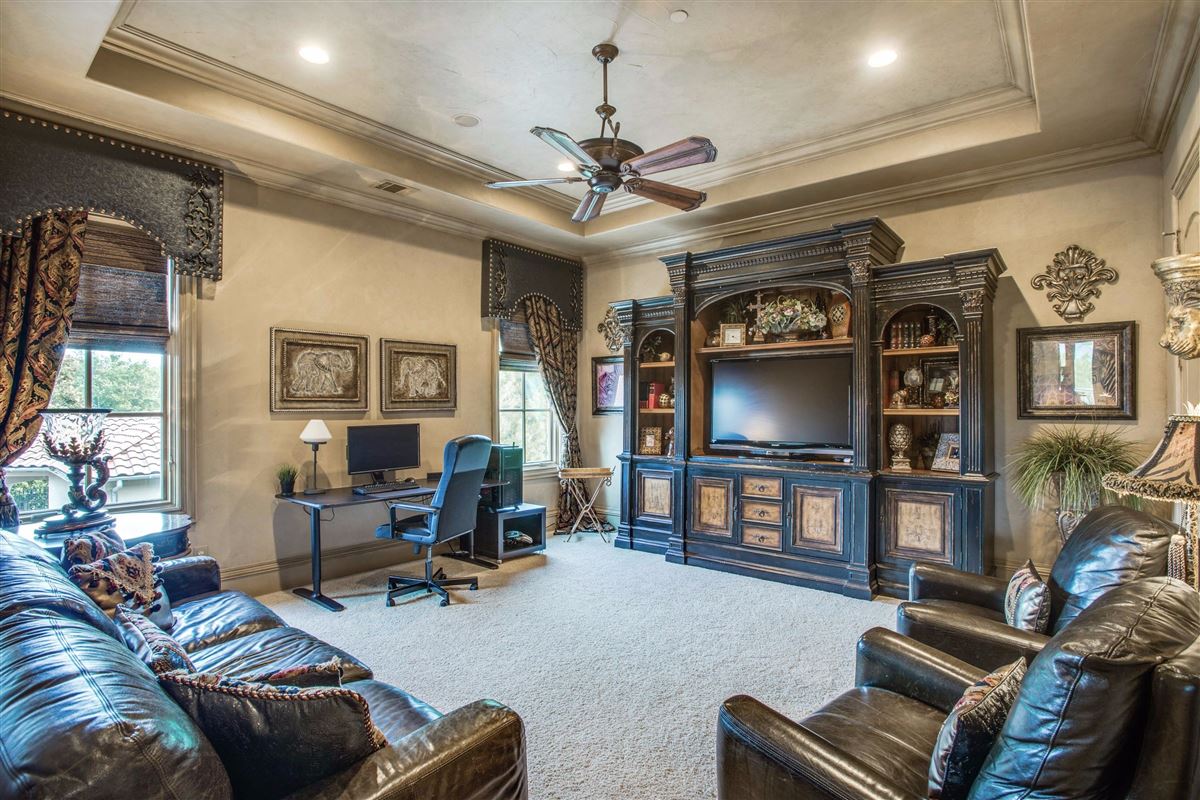 ELEGANT ESTATE IN GATED STARWOOD Texas Luxury Homes Mansions For Sale Luxury Portfolio