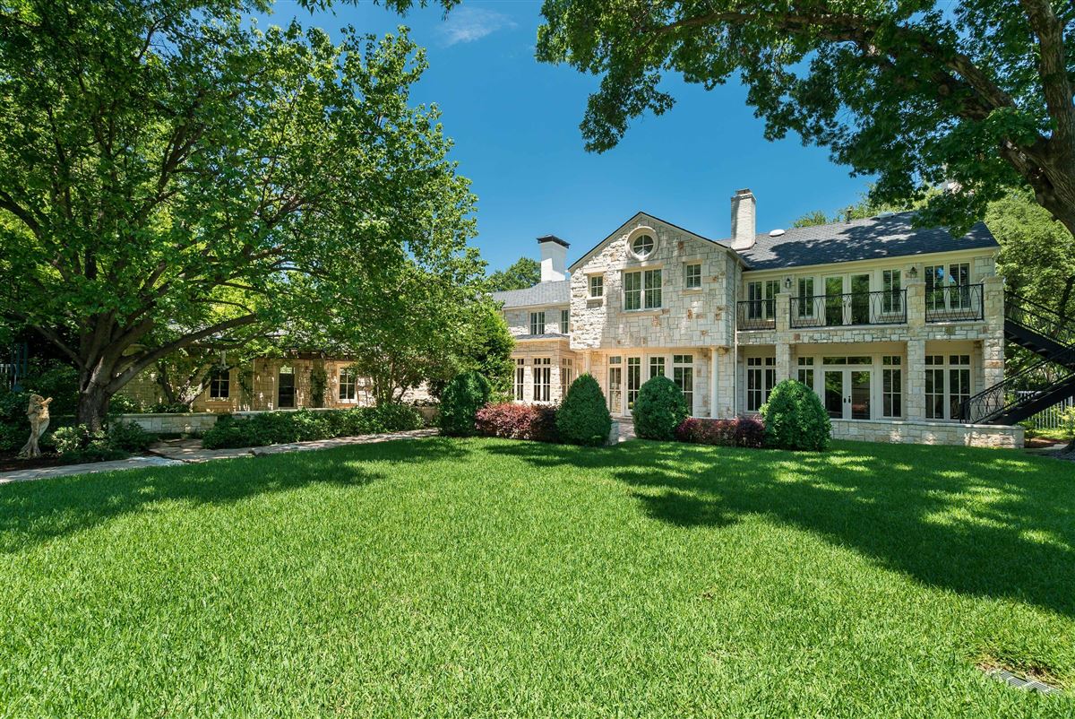 TIMELESS ELEGANCE IN OLD PRESTON HOLLOW Texas Luxury Homes Mansions