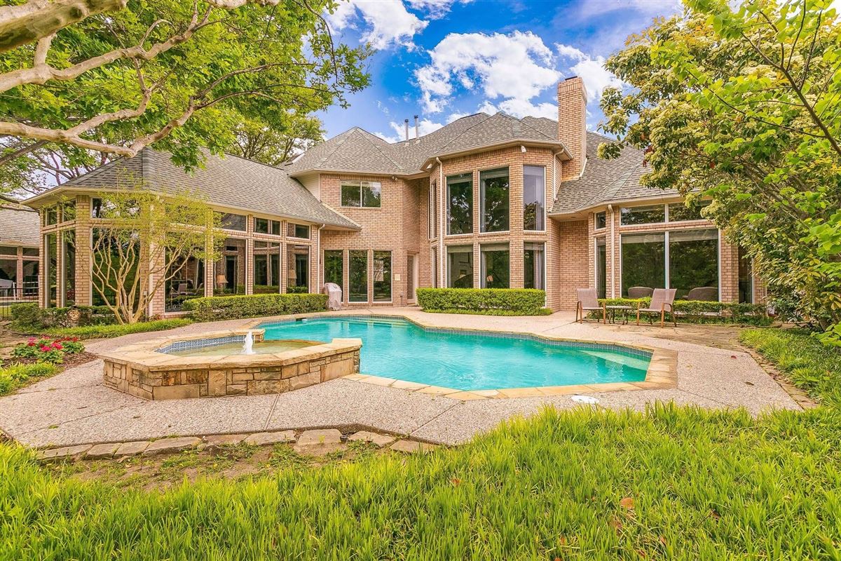 BEAUTIFUL STEVE ROBERTS CUSTOM BUILT HOME Texas Luxury Homes