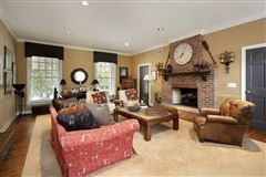 Luxury properties 信じられない高級レンタル