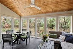 Mansions in ブラフ湖の例外的な家