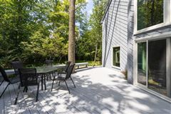 ブラフ湖の例外的な家 mansions