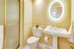 Mansions 素晴らしい大きな裏庭を含む素晴らしい牧場