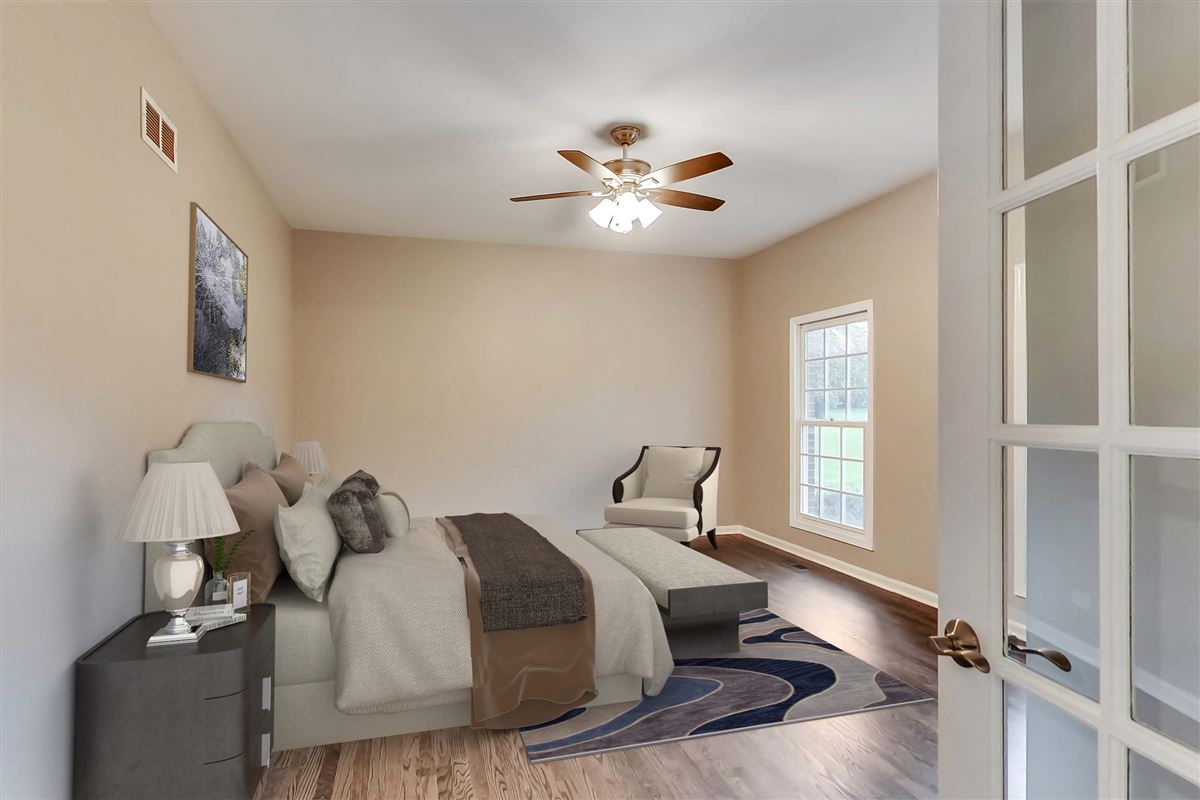 4エーカーのレンガの家 luxury real estate