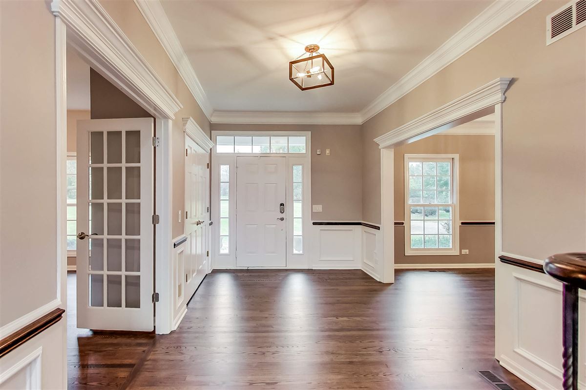 Mansions in 4エーカーのレンガの家