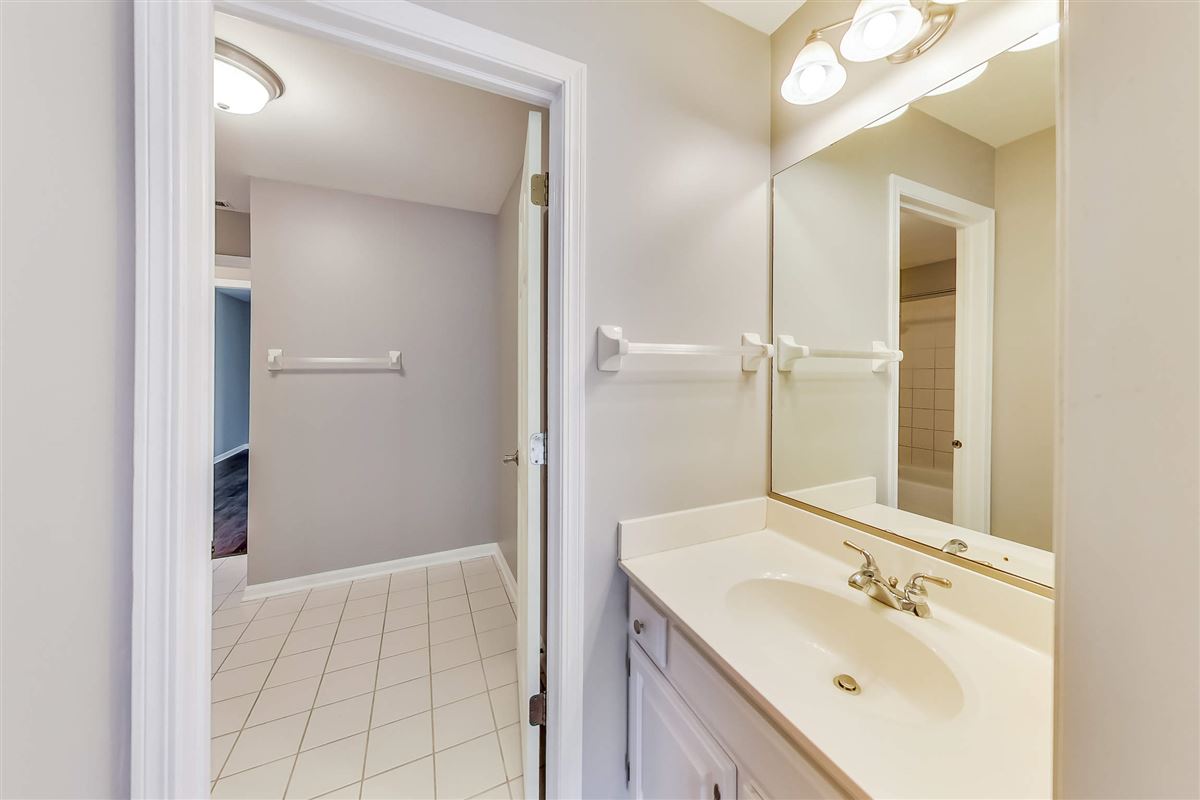 Mansions in 4エーカーのレンガの家