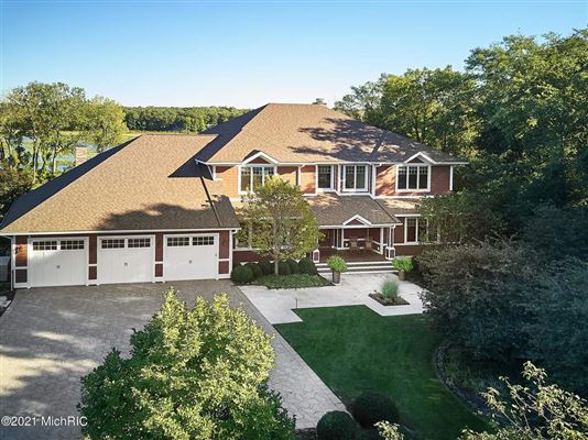Michigan Luxury Homes And Michigan Luxury Real Estate Property Search Results Luxury Portfolio