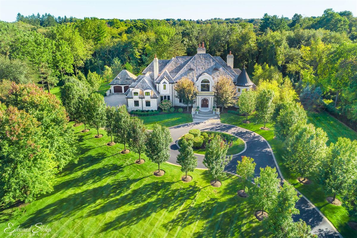 HEART OF BARRINGTON HILLS Illinois Luxury Homes Mansions For Sale