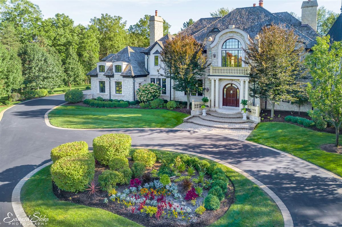 HEART OF BARRINGTON HILLS Illinois Luxury Homes Mansions For Sale