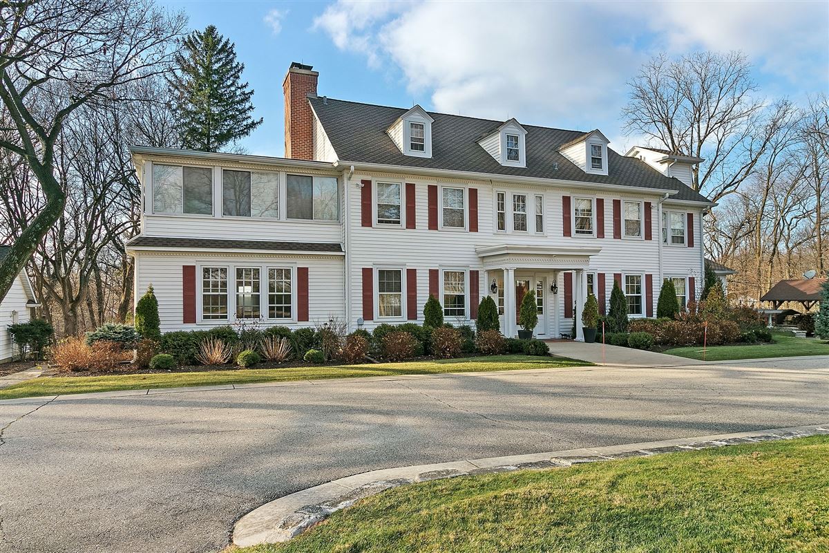 A STUNNING HISTORIC ESTATE Wisconsin Luxury Homes Mansions For Sale