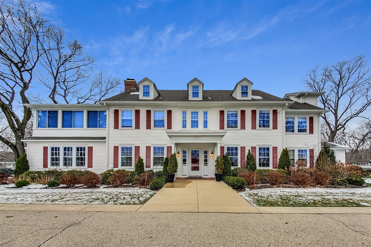 A STUNNING HISTORIC ESTATE Wisconsin Luxury Homes Mansions For Sale