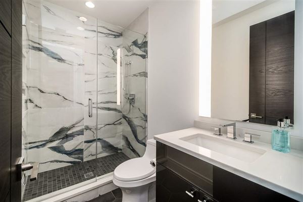 Condo In The Heart Of Downtown Naperville Illinois Luxury Homes Mansions For Sale Luxury Portfolio