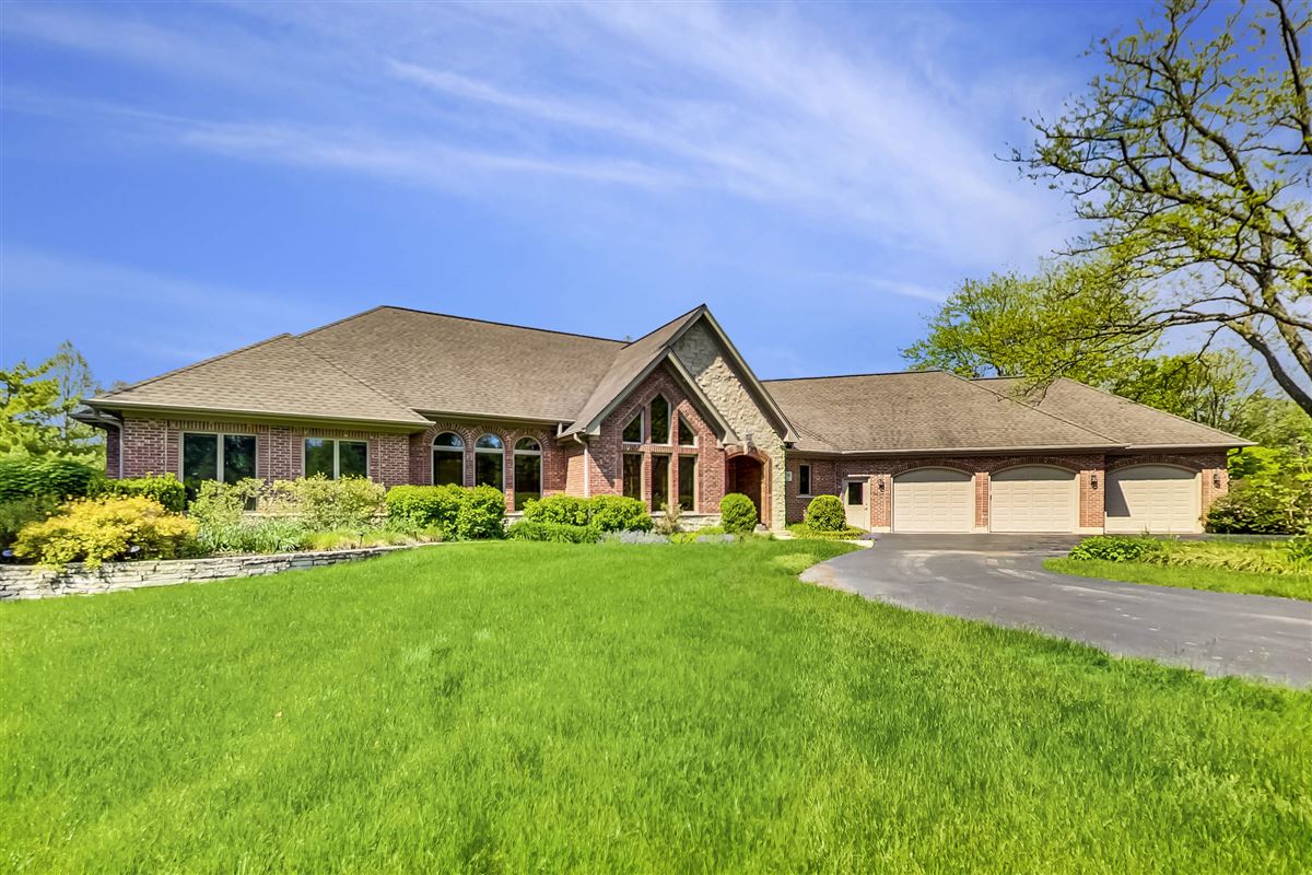 ONE OF A KIND CUSTOM BRICK RANCH Illinois Luxury Homes Mansions For