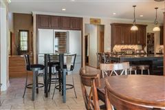 Luxury real estate 一品住宅を全面改装