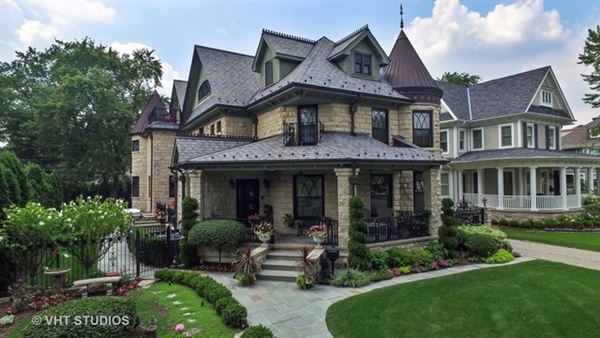 Extensively Renovated Mansion Illinois Luxury Homes Mansions