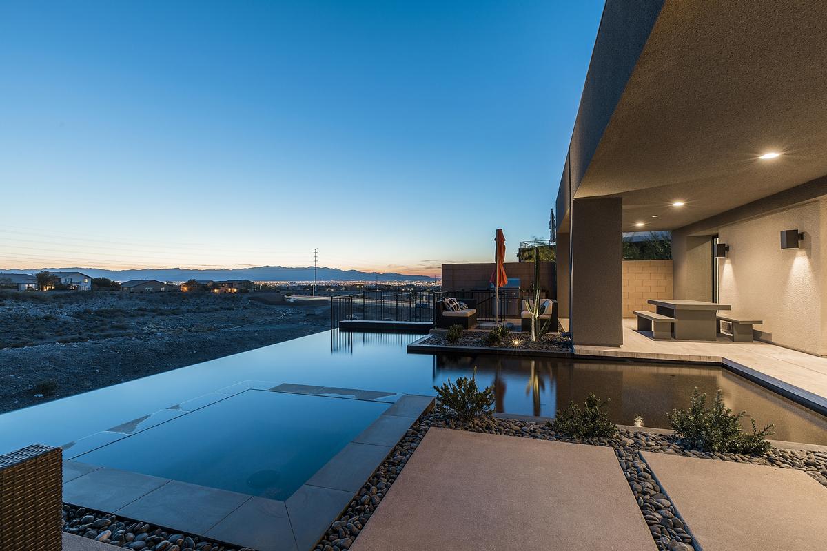 BLUE HERON - LAS VEGAS MODERN | Nevada Luxury Homes | Mansions For Sale ...